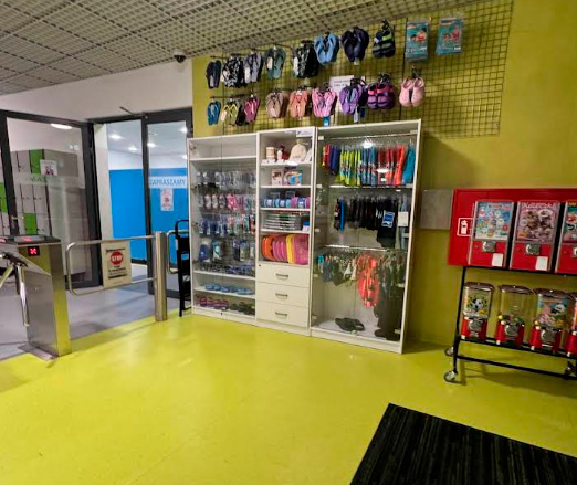 Recepcja basenu w Korznnej