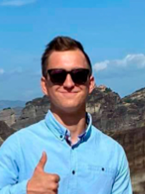 Maciej Skraba instruktor szkoły pływania w korzennej