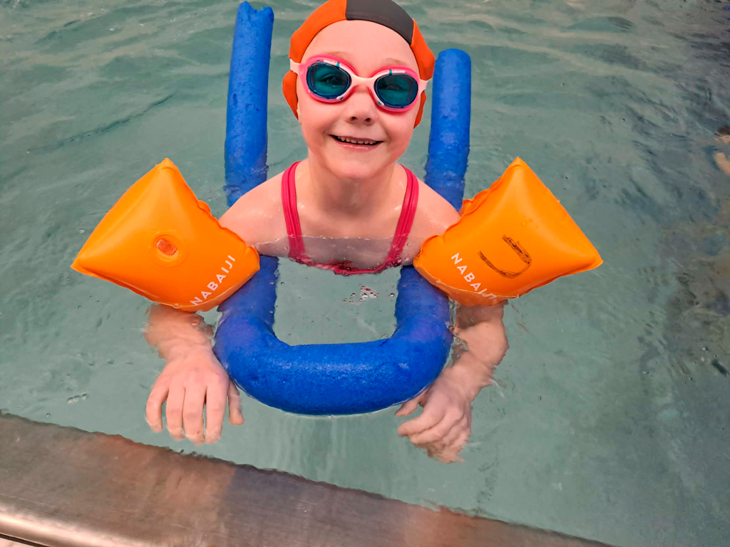 Szkoła Pływania Korzenna CHAMPION - ferie na basenie